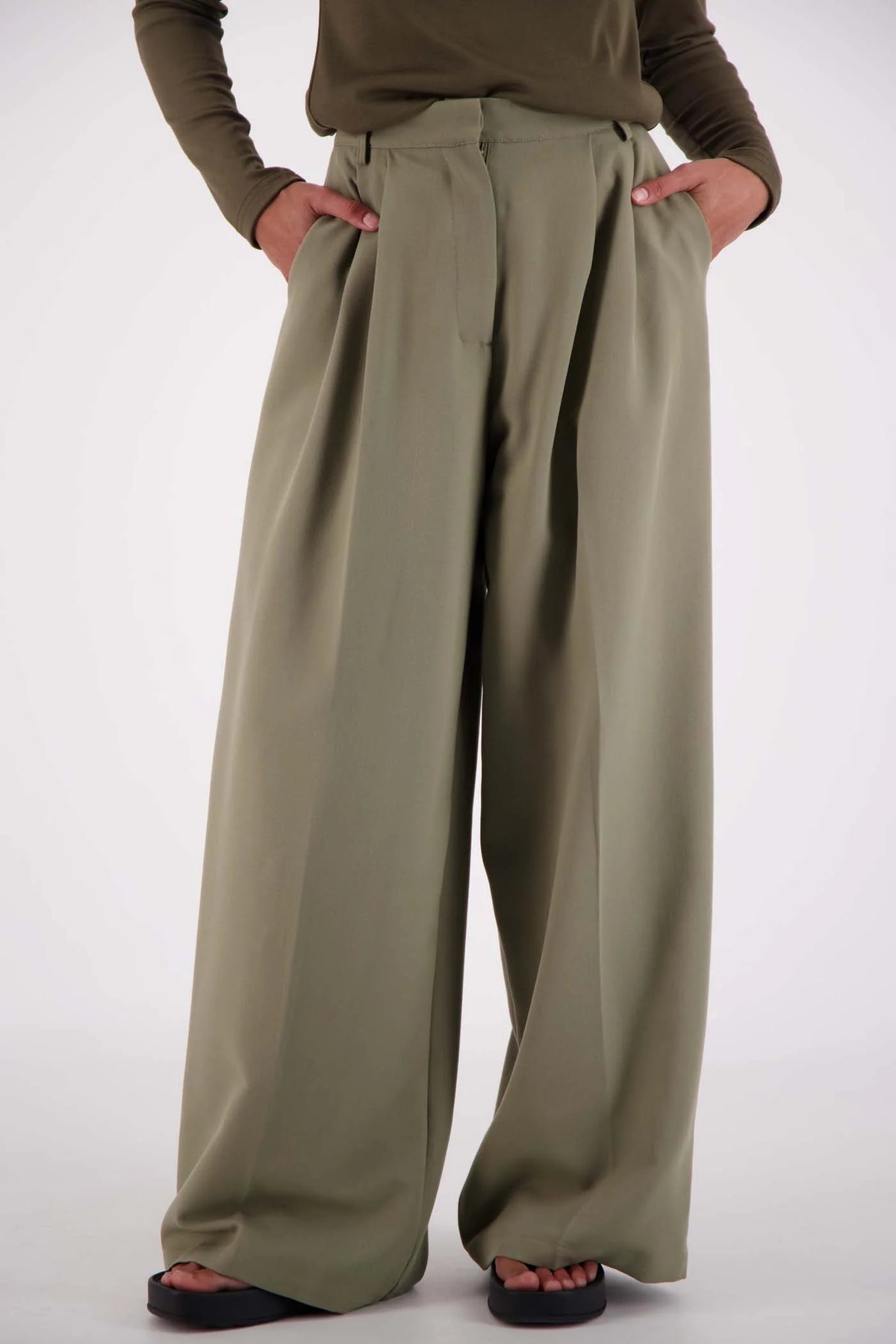 Gigi Trouser - Sage