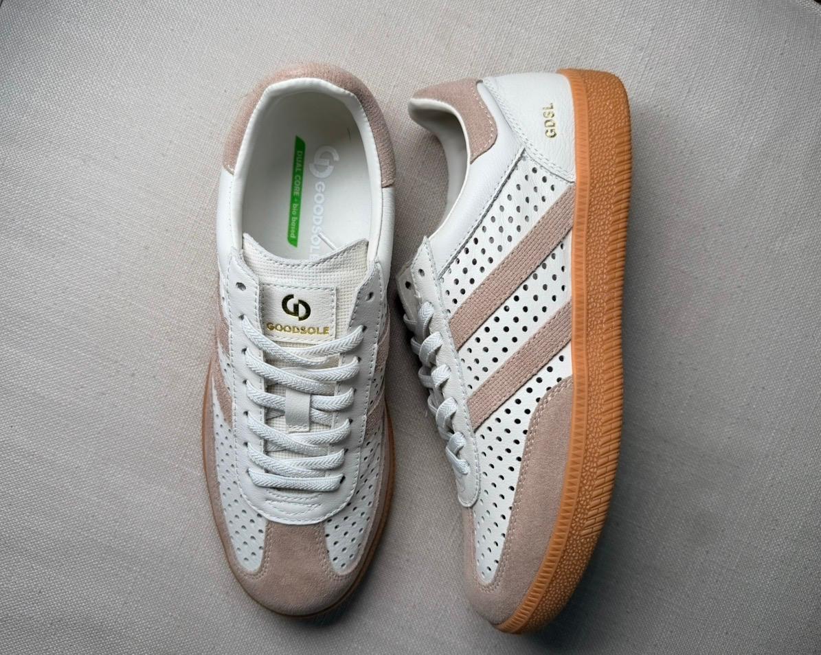 Goodsole 2001 Kindred Punched - Beige/Stucco Leather