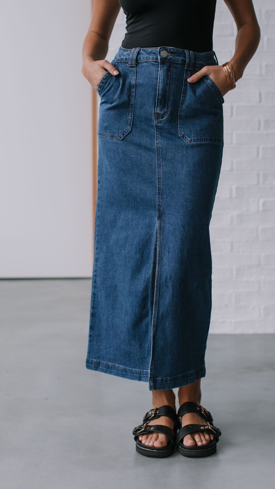 Stretch Split Front Denim Skirt - Mid Blue