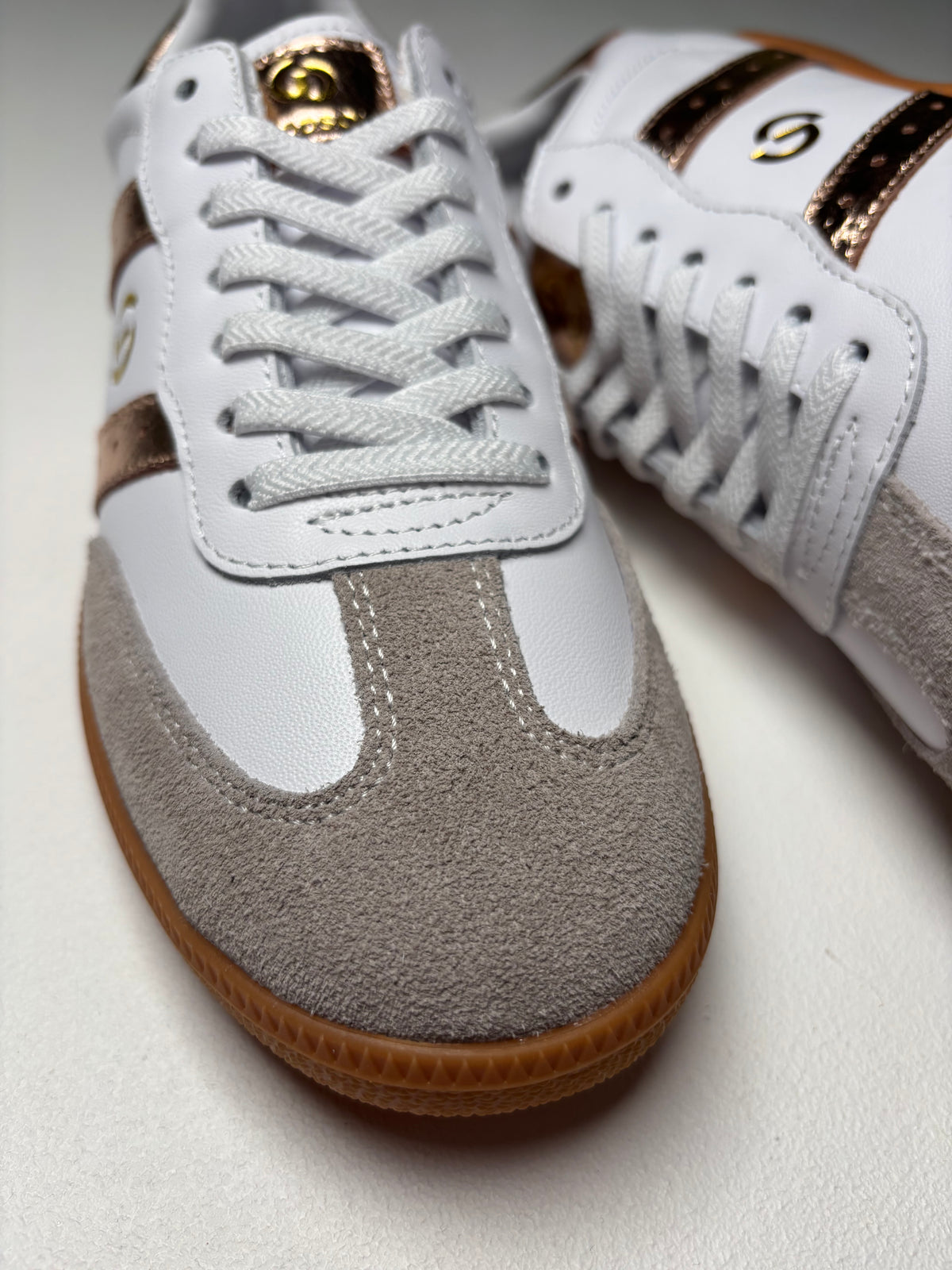 Goodsole 2001 Parallel - White/Gold Leather