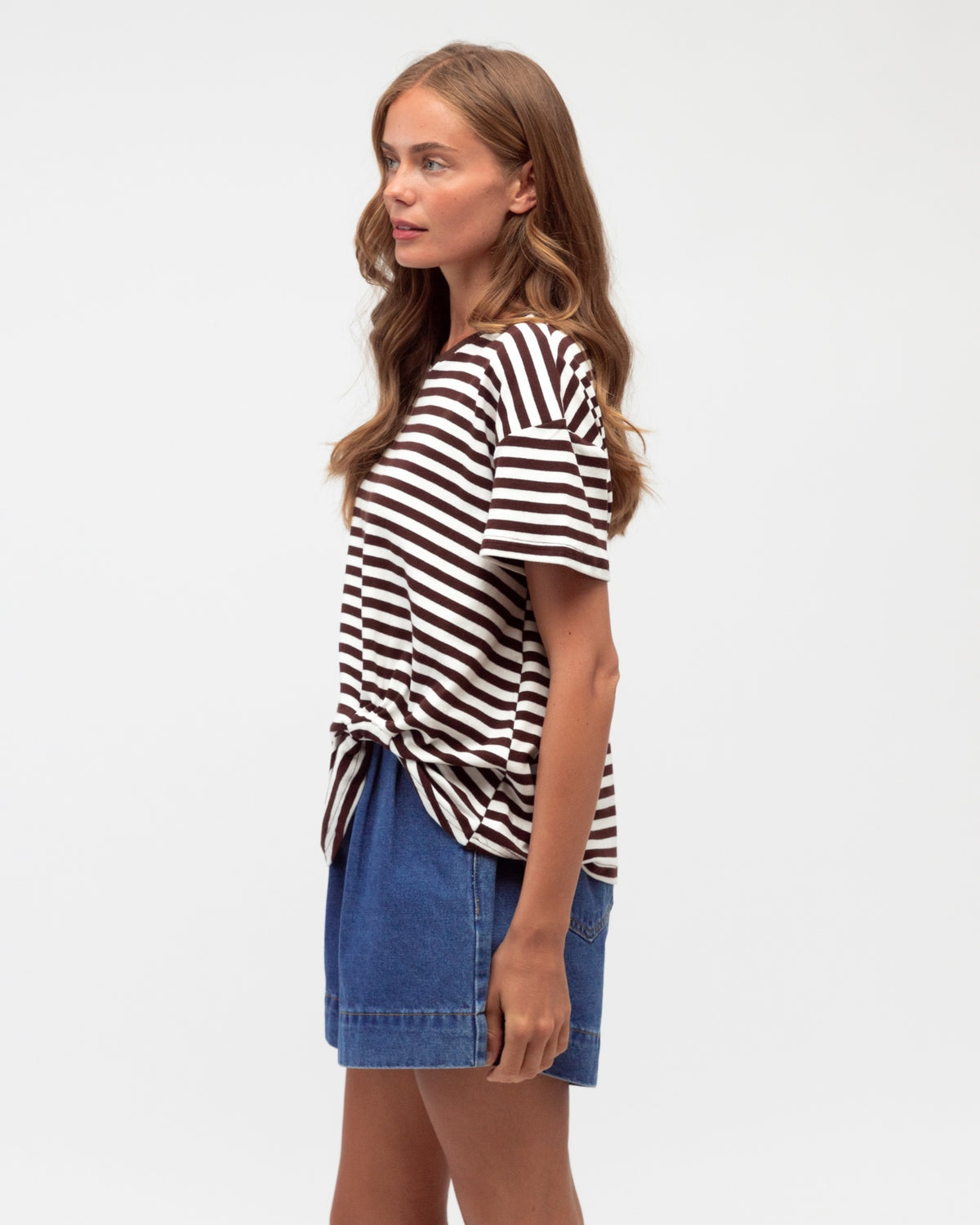 Easy Tuck Tee - Ivory/Choc