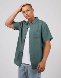 Linen SS Shirt - Pine. Silent Theory Mens