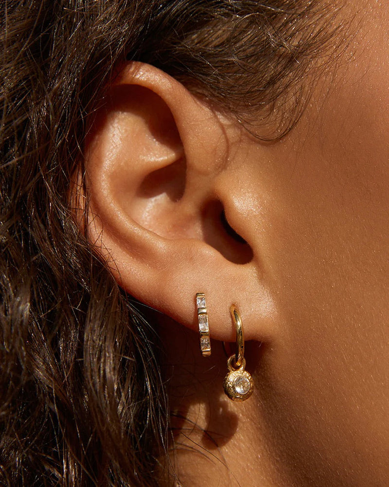 Holi Gold Huggie Earrings