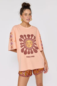 Rainbow Chaser Tee - Peachy