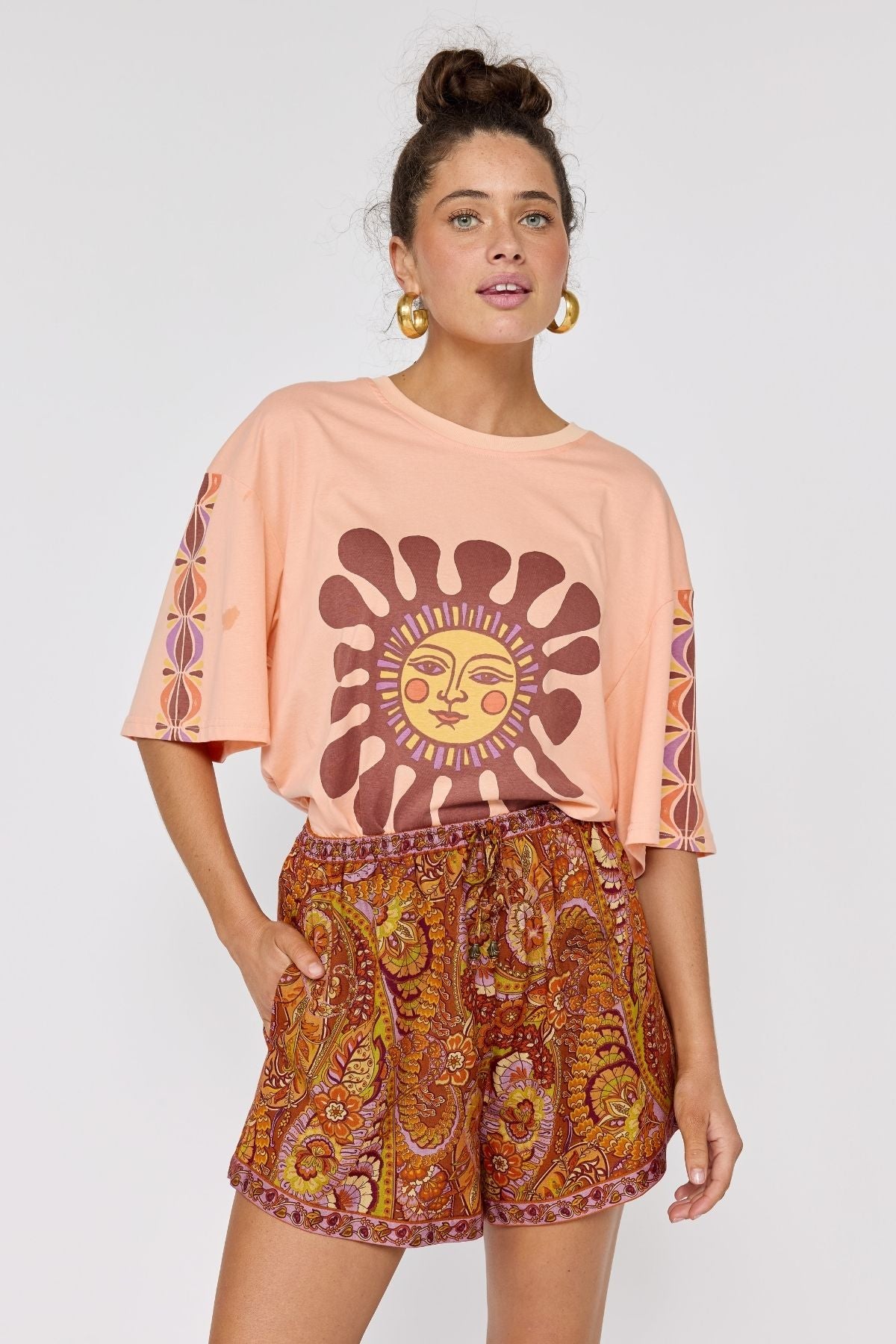 Rainbow Chaser Tee - Peachy