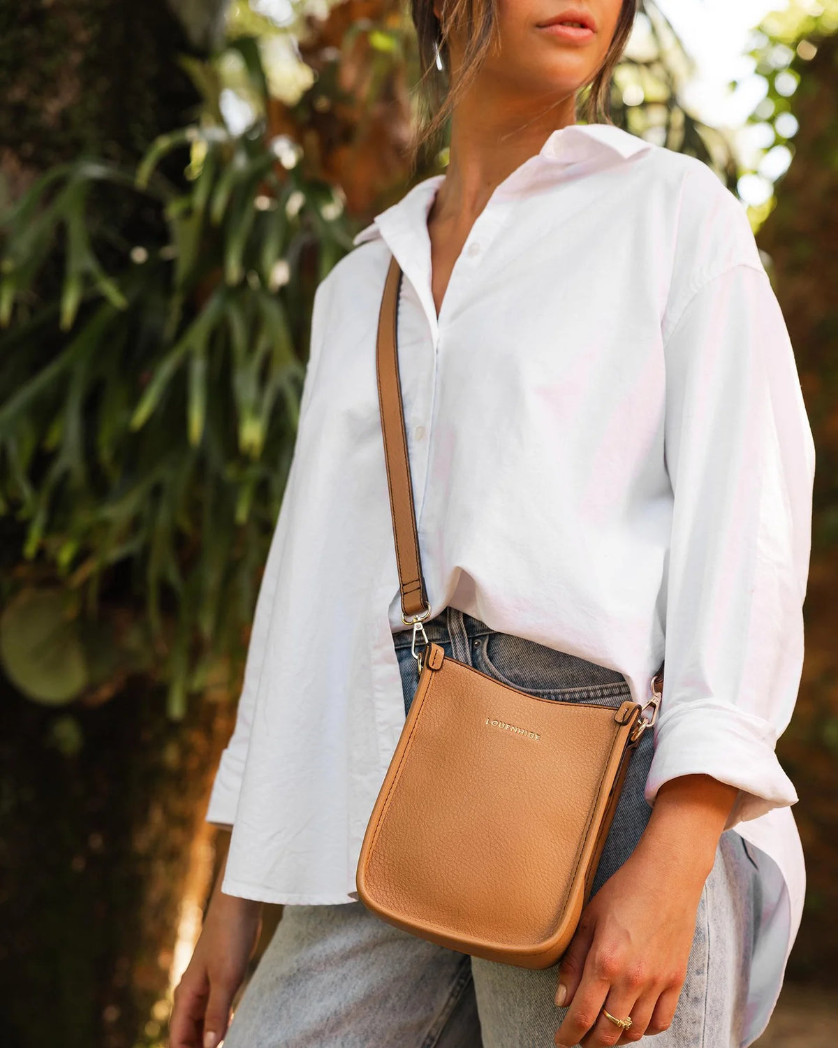 Parker Phone Crossbody Bag - Camel. Louenhide