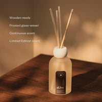 Reed Diffuser – Vanilla Cream and Tonka Bean