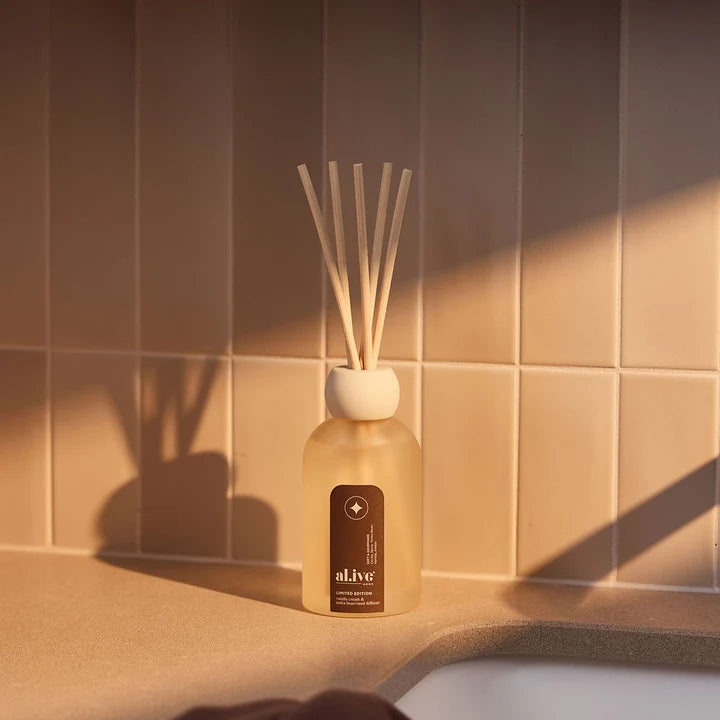 Reed Diffuser – Vanilla Cream and Tonka Bean