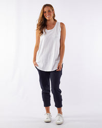 Scoop Tank - White. Elm