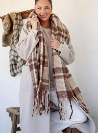 Snuggly Tassel Scarf - Latte/Chocolate Check