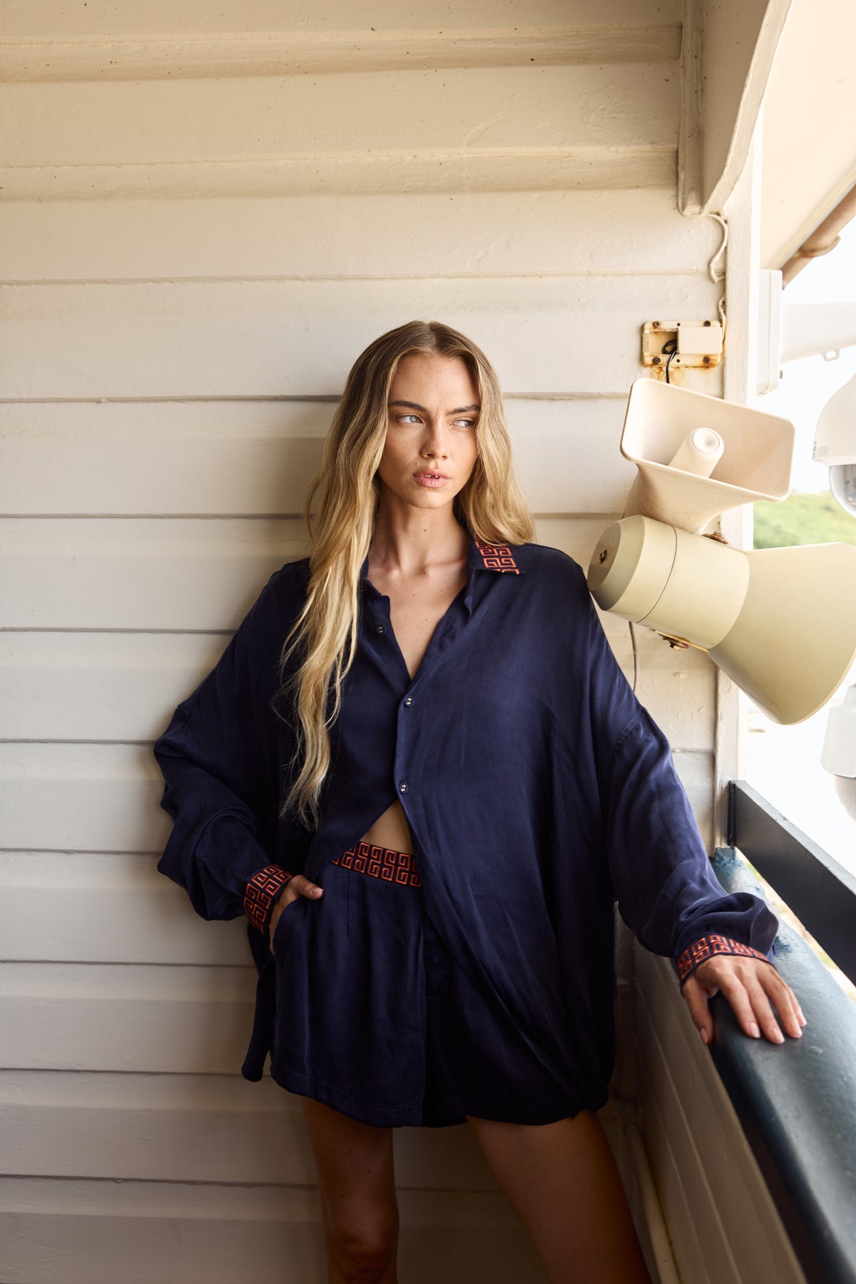 Sig LS Shirt - Navy. Summi Summi