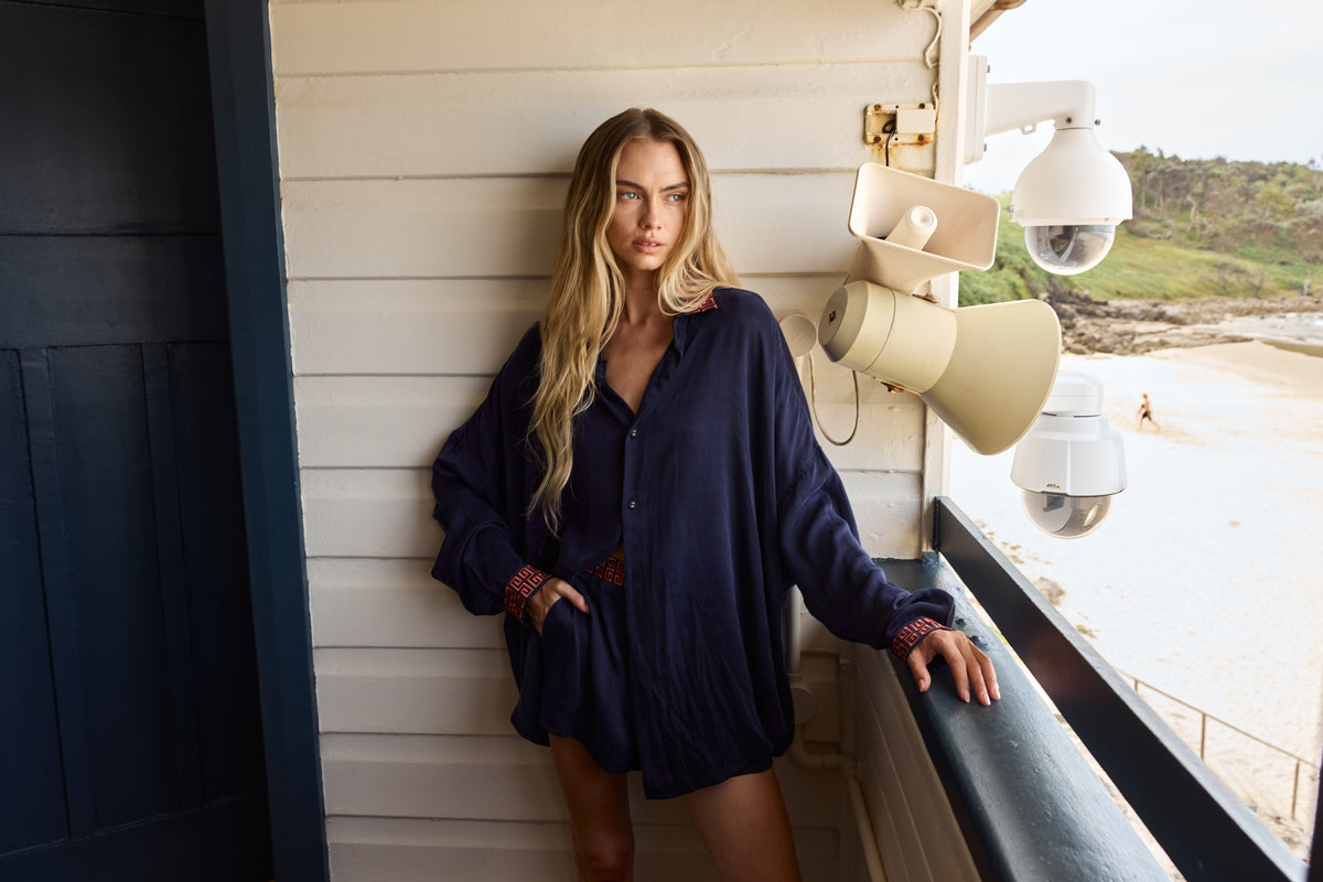 Sig LS Shirt - Navy. Summi Summi