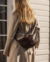 Sylvia Crossbody Bag -Chocolate. Louenhide