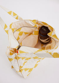 Etoile Quilted Tote Bag - Golden Sand