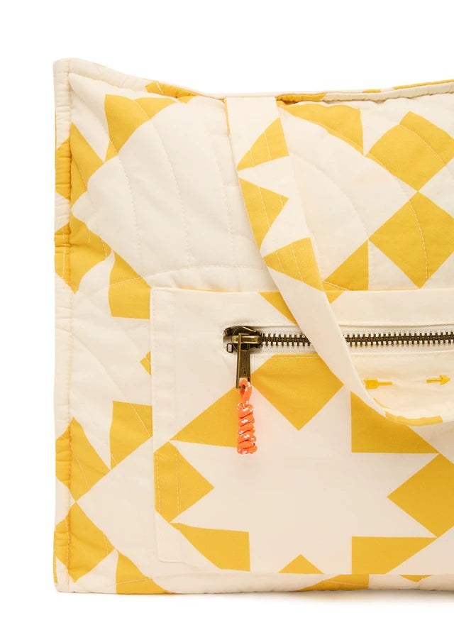 Etoile Quilted Tote Bag - Golden Sand