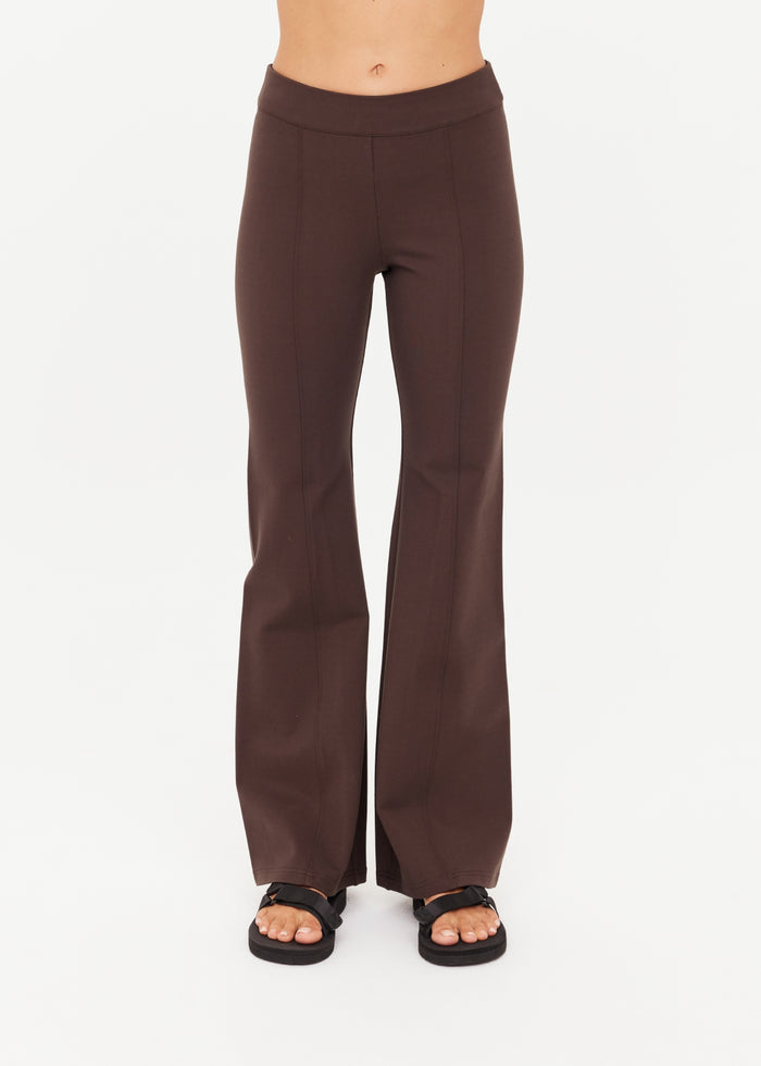 Joyela Flare Pant - Cocoa
