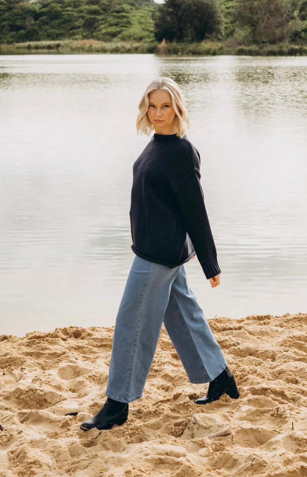 Antonia Jumper - Navy