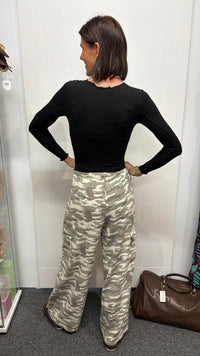 Light Camo Pants With Patches