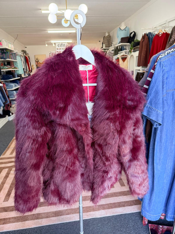 Fur Coat - Wine