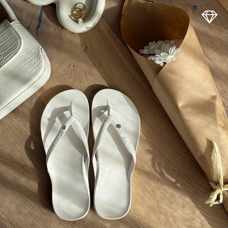 Arch Support Thongs - Classic Crystal White
