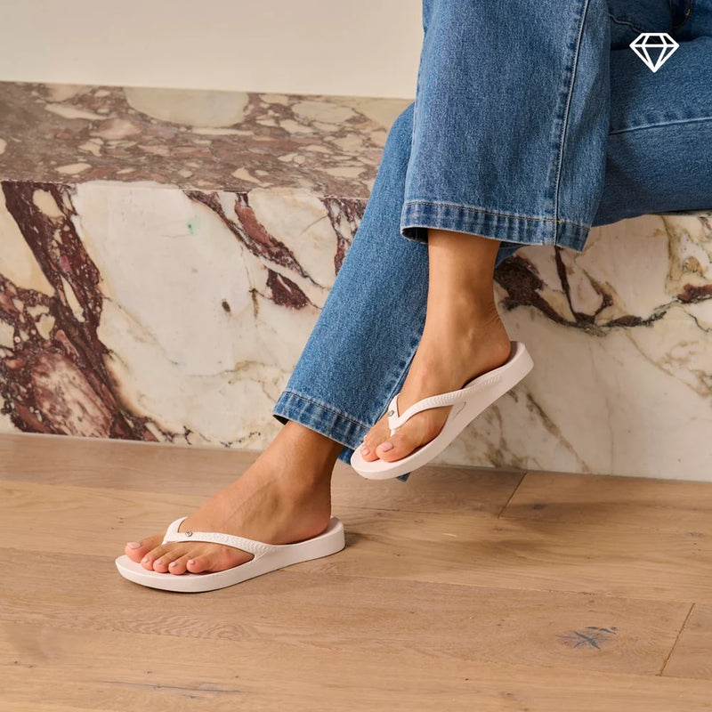 Arch Support Thongs - Classic Crystal White