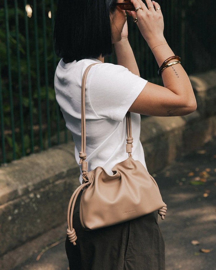 Yumi Crossbody Bag - Nude. Louenhide