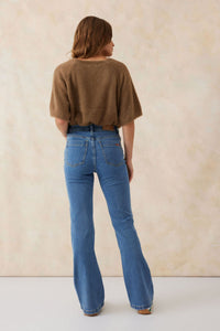 Bootleg Jean - Indigo Comfort Stretch Denim - Sare StoreCeres LifeJeans