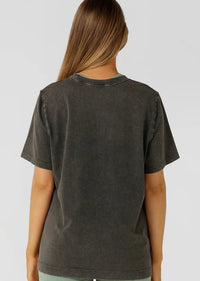 Find Your Fierce Relaxed T-shirt - Washed Black - Sare StoreLorna JaneT-shirt