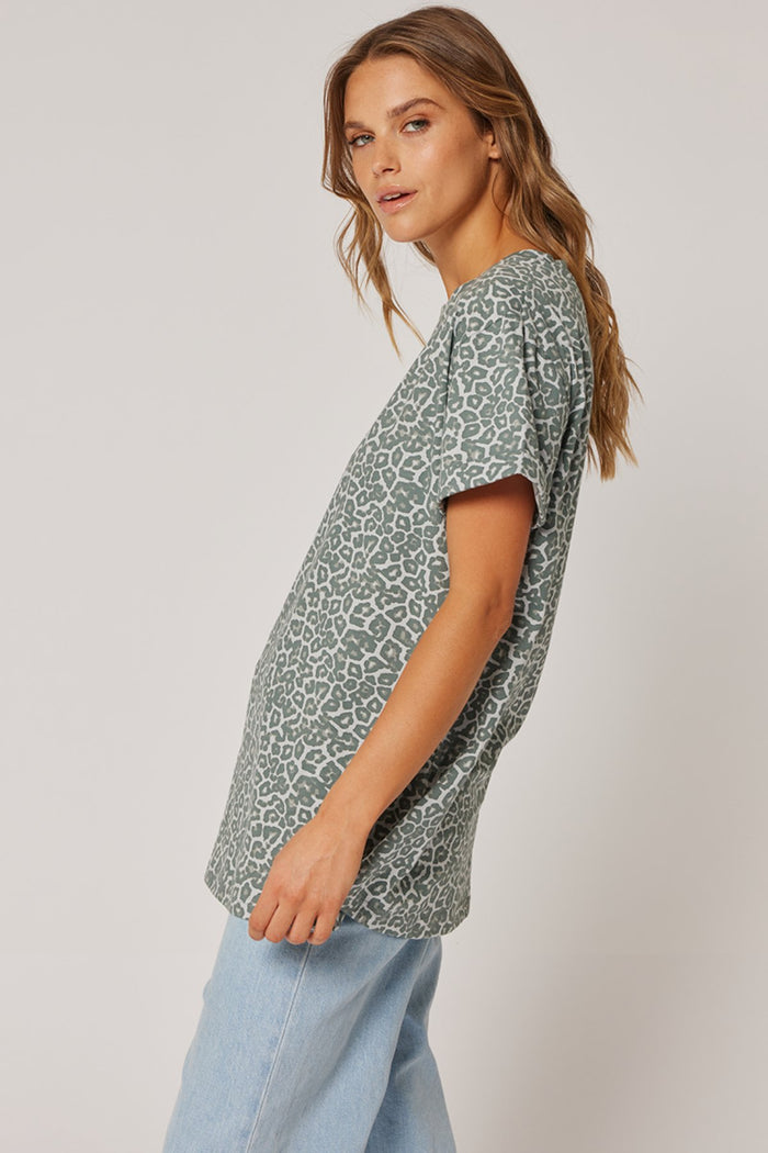 Marlo Tee - Smoke Leopard - Sare StoreCartel & WillowT-shirt