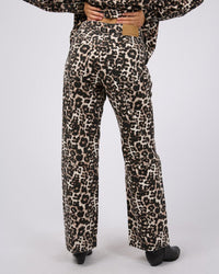 Mikaela Leopard Jean - Print - Sare StoreAll About EveJeans