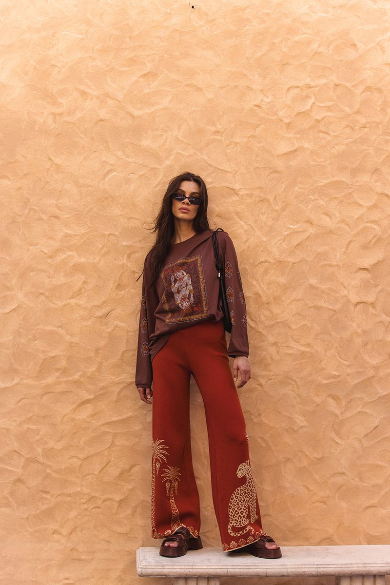 Queen of hearts Long Sleeve Tee - Walnut