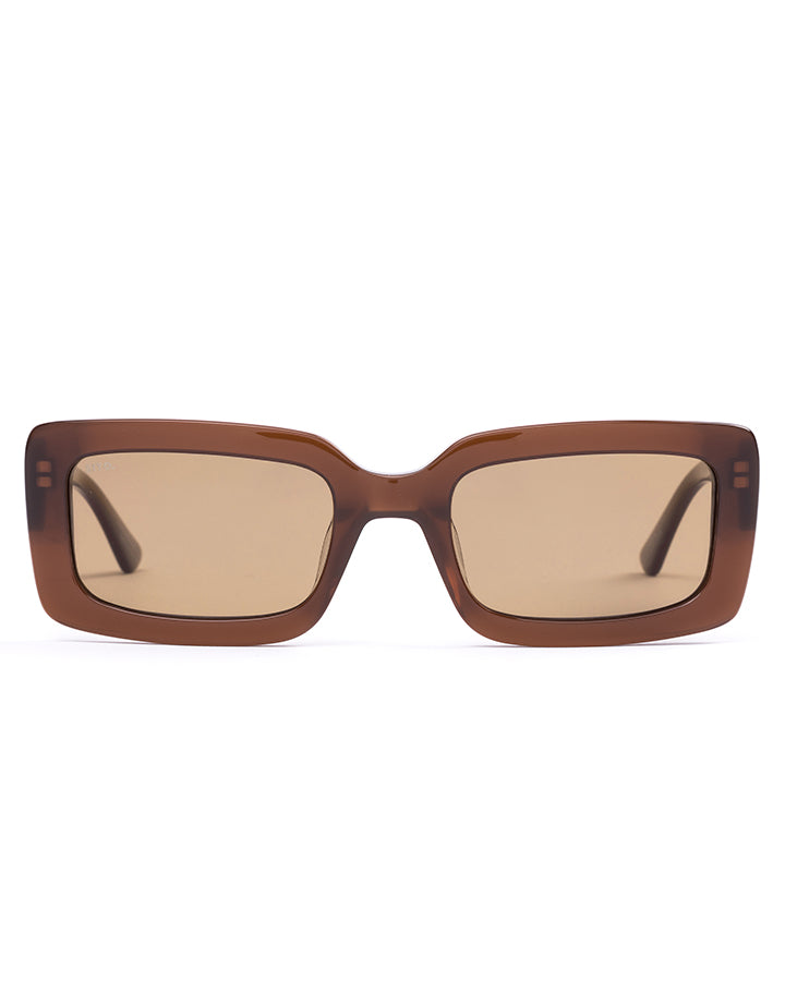 Odessa: Milky Coco/Fawn Polar