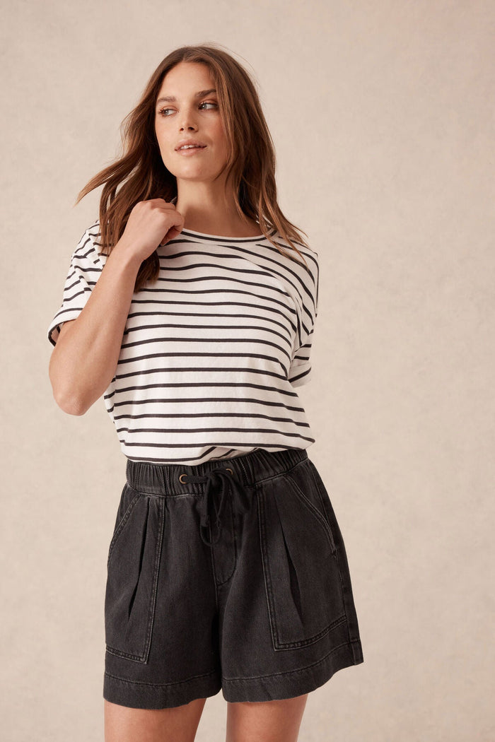 Relaxed Everyday Short - Vintage Black Twill - Sare StoreCeres Life