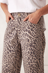 Tapered Barrel Jean - Leopard - Sare StoreCeres LifeJeans